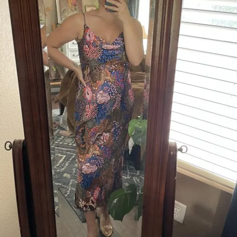 Anthropologie Elyse Luxe Bias Cut Slip Dress Multi Floral Silky ✨ 💃🏻 Medium - Picture 3 of 10